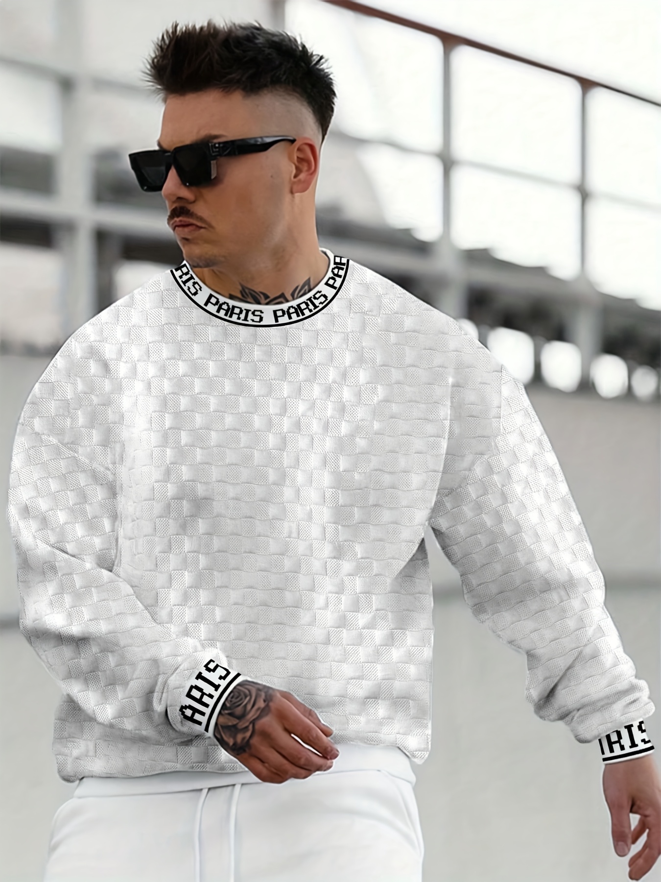 Classic Pullover Sweatshirt Made of Jacquard Fabric - Image 2