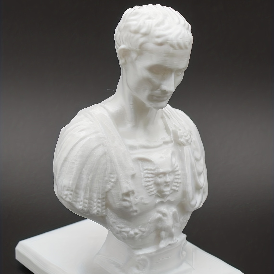 Multipurpose Julius Caesar Desk Pen Holder - Image 8