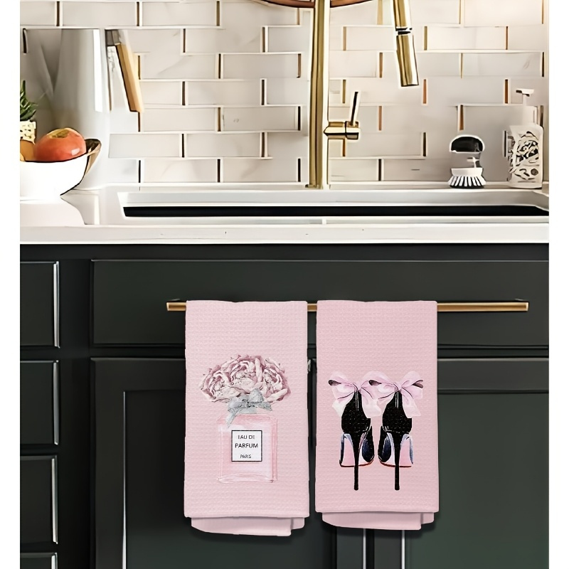 2 Pink and Black Lavish Bathroom Towels - Image 2