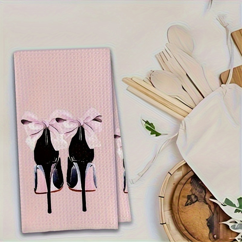 2 Pink and Black Lavish Bathroom Towels - Image 6